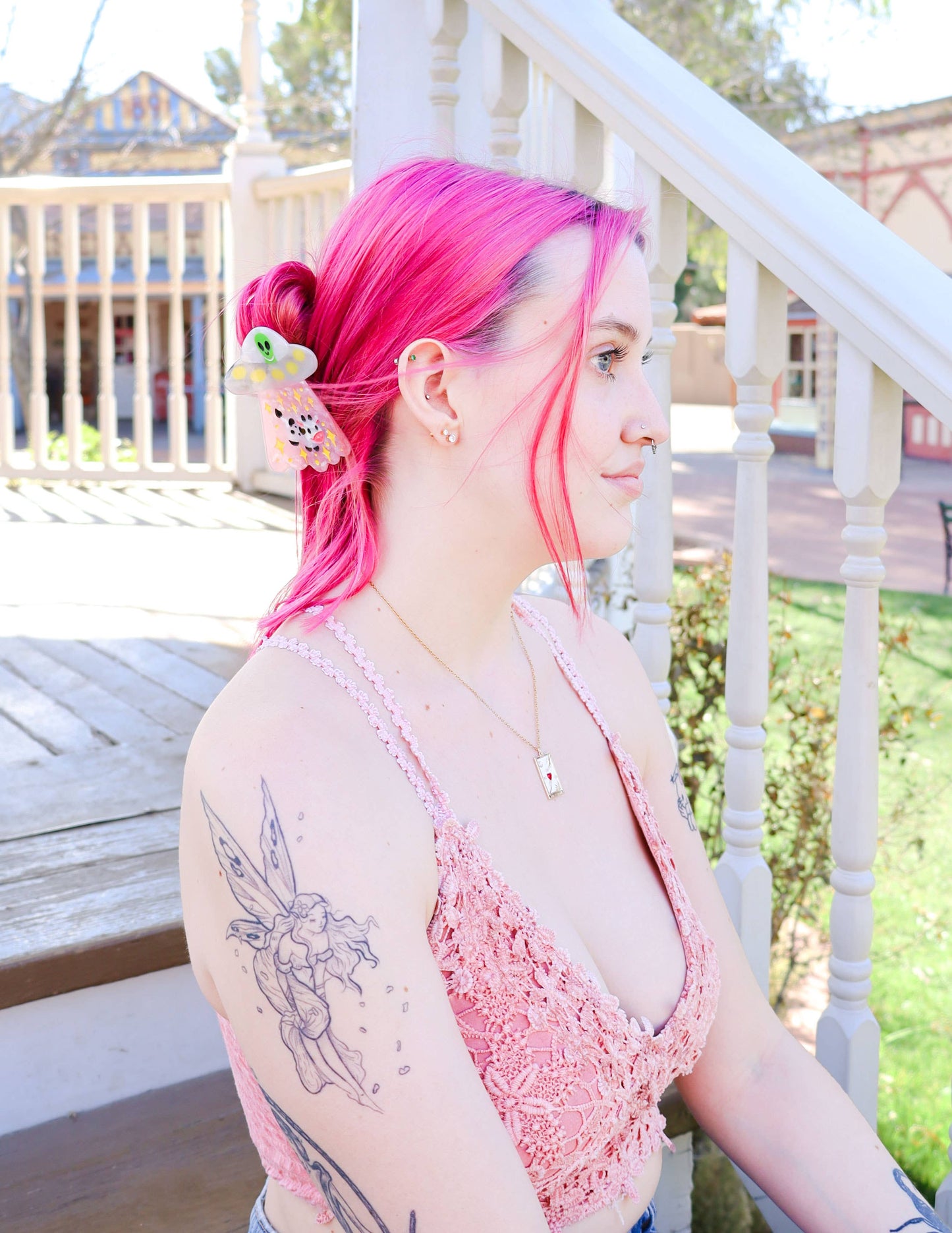 Alien UFO Hair Claw, Cute Hair Accessories, Funny Hair Clips: Acetate