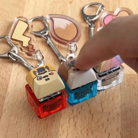 Garbage Clicky Keychains: Dead 'Possum