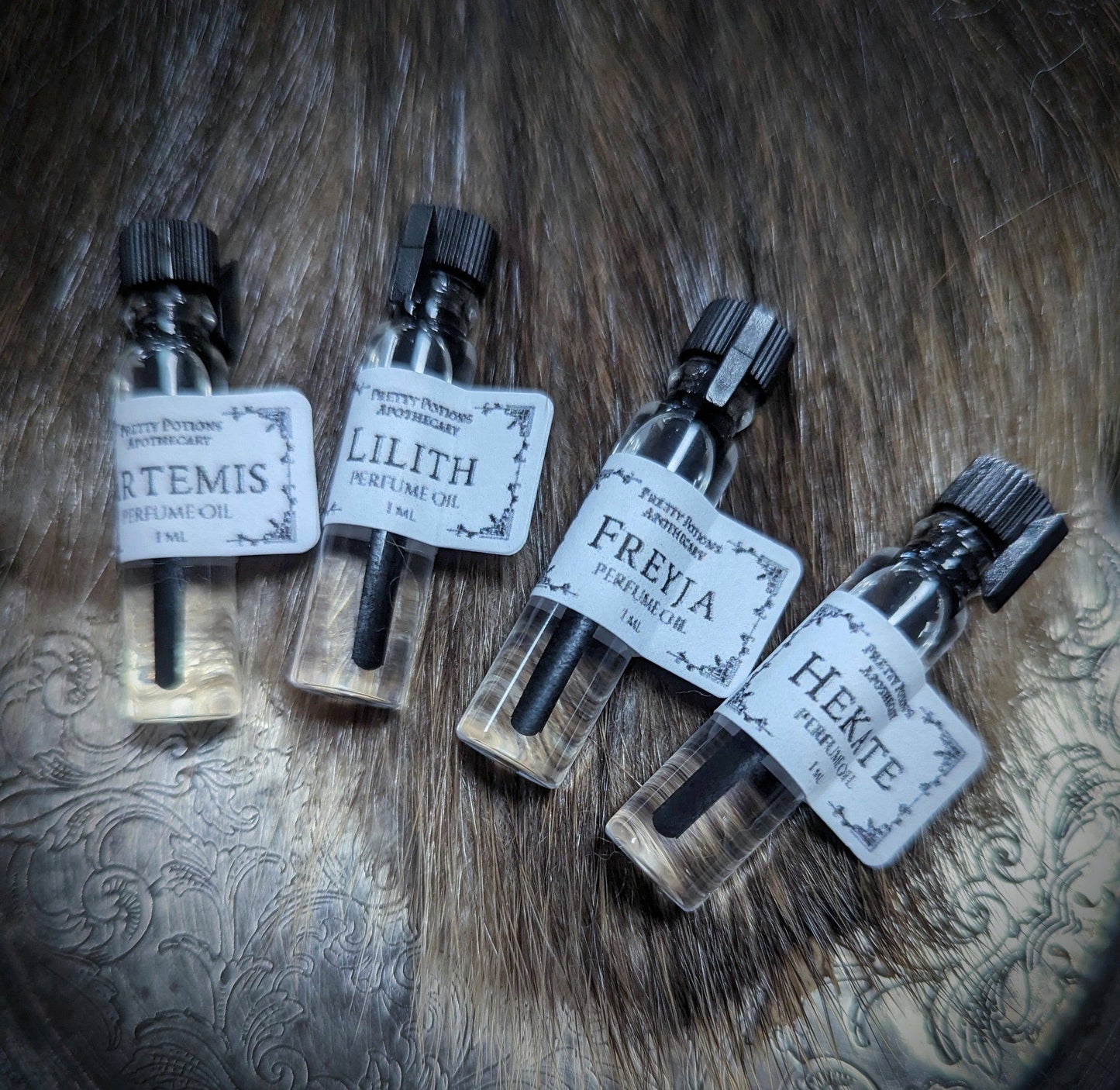 Perfume Discovery Sets: Feminine
