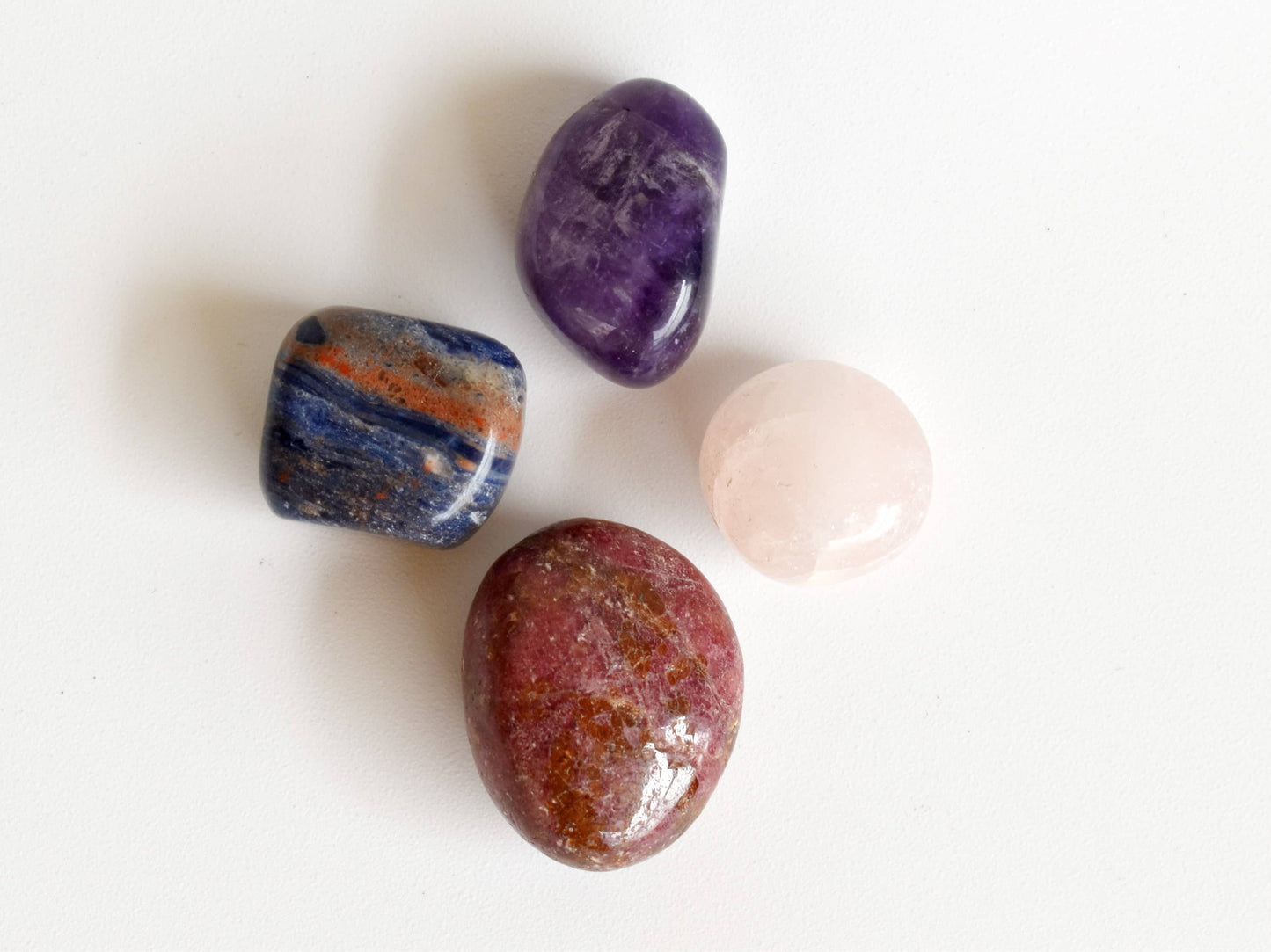 Attracting LOVE Crystal Set, Crystal Healing Love Gift Kit: SET2 (Tumbles+ Bracelet)