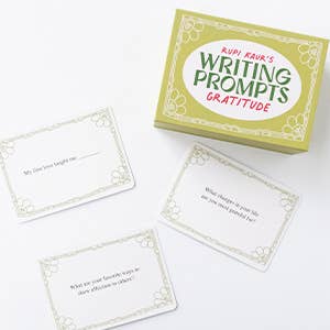 Rupi Kaur's Writing Prompts Gratitude by Rupi  Kaur: Flashcards; 71 pages / English