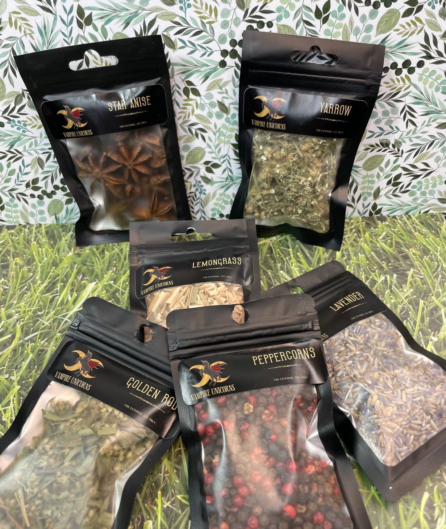 Herbs / Witches Apothecary Cabinet / Catnip Mugwort Bay Leaf: Bay Leaf