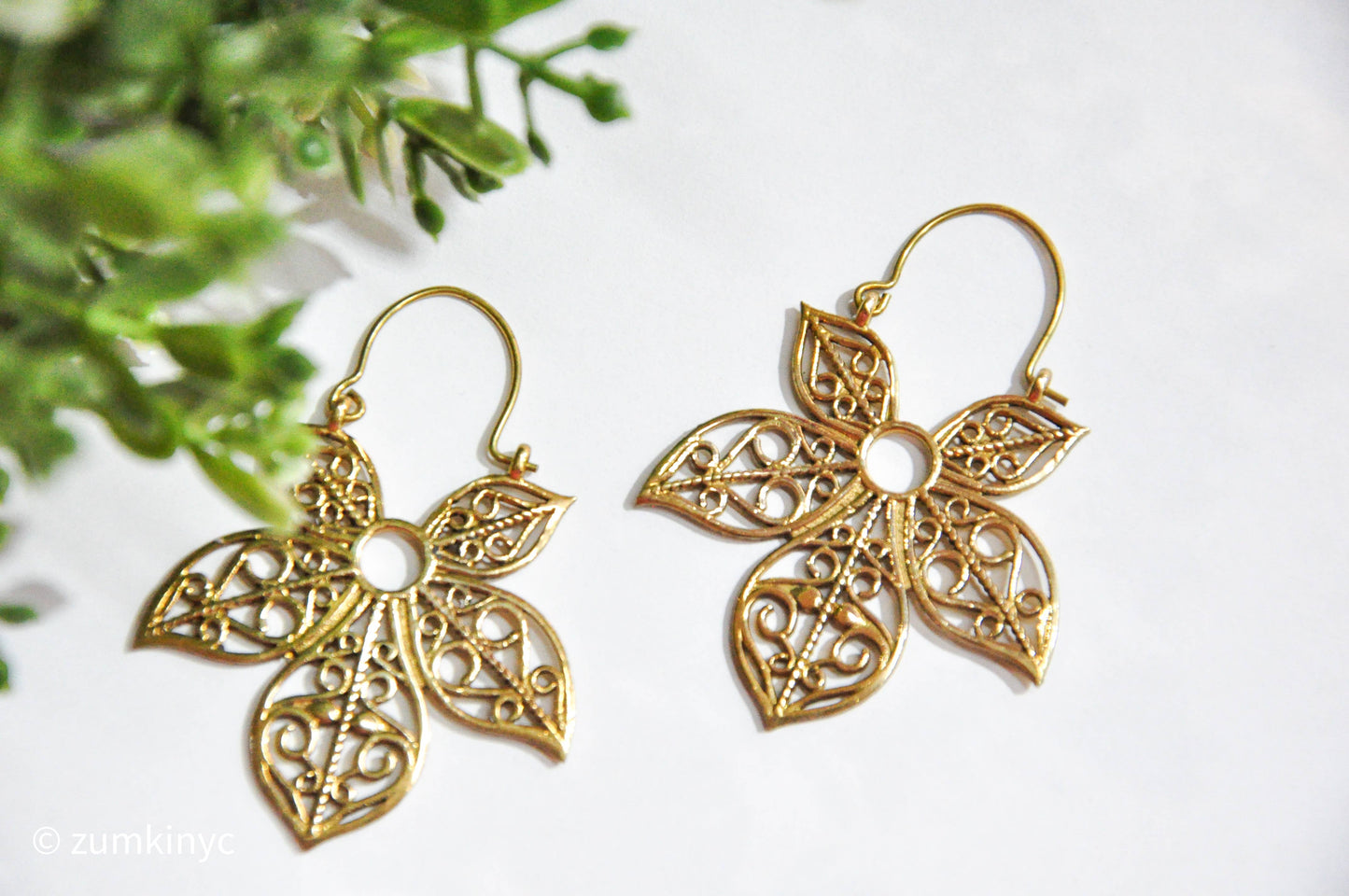 Swati Filigree Flower Earrings : Brass