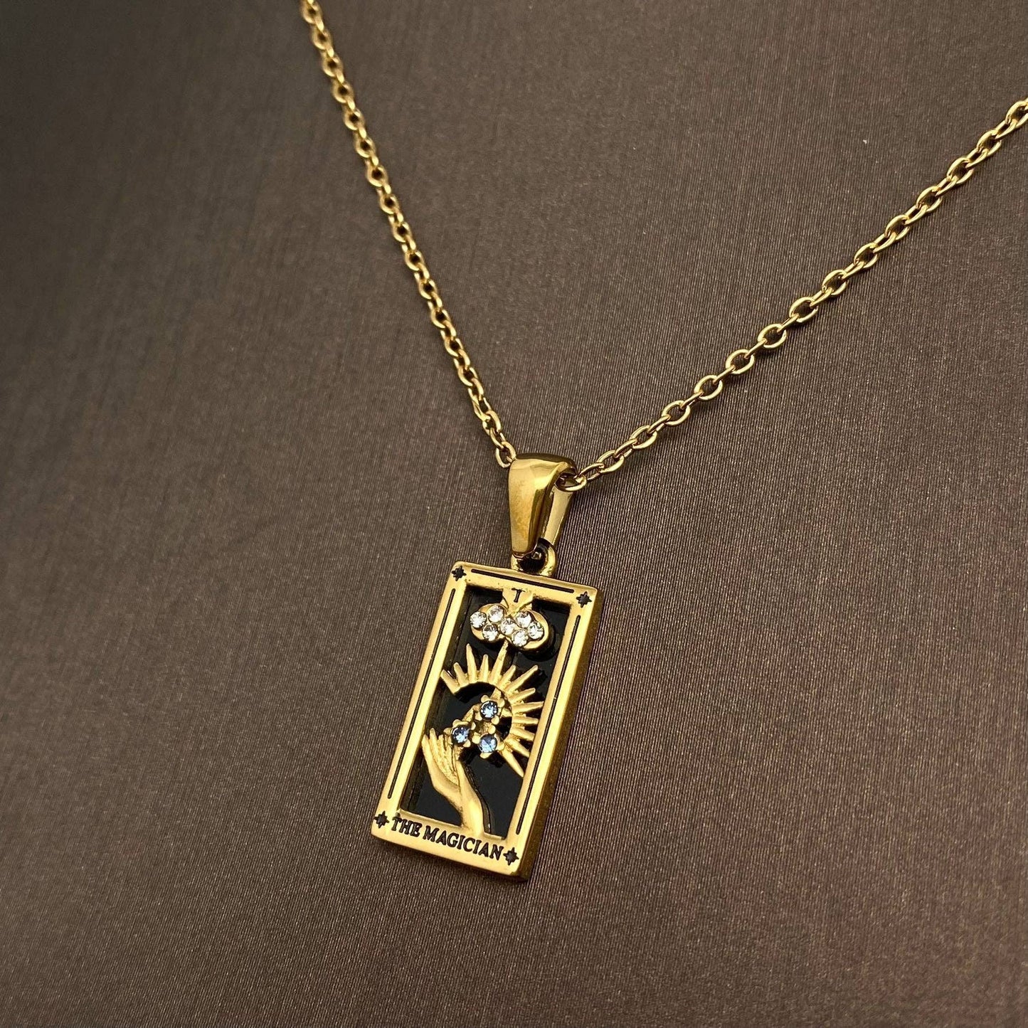 Star Moon Tarot 18K Gold Plated Steel Necklace - FGS/MS: The EMPRESS