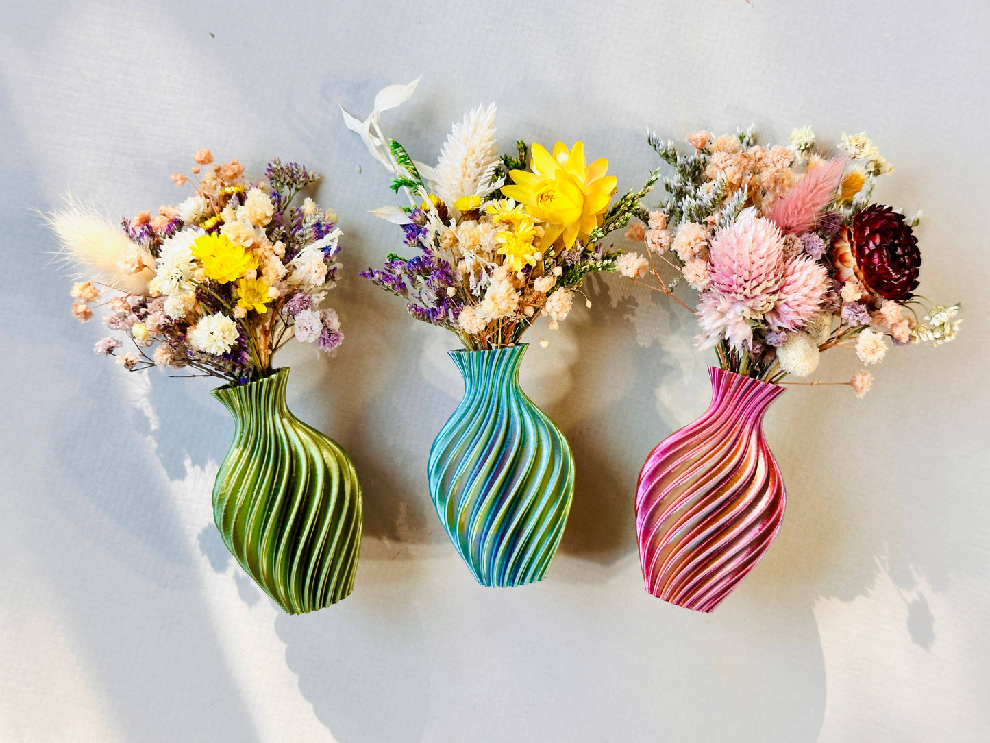 Mini Vase Magnet + Florals: Multi-Colored