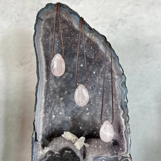 Rose Quartz Polished Necklace (Crystals & Stones)