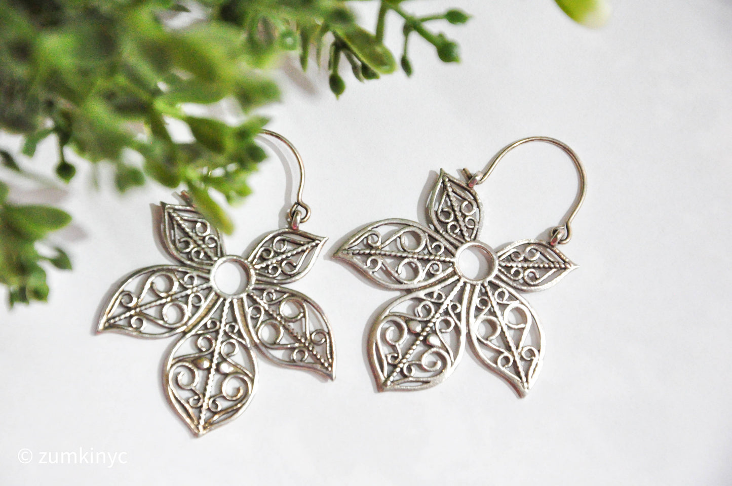 Swati Filigree Flower Earrings : Brass